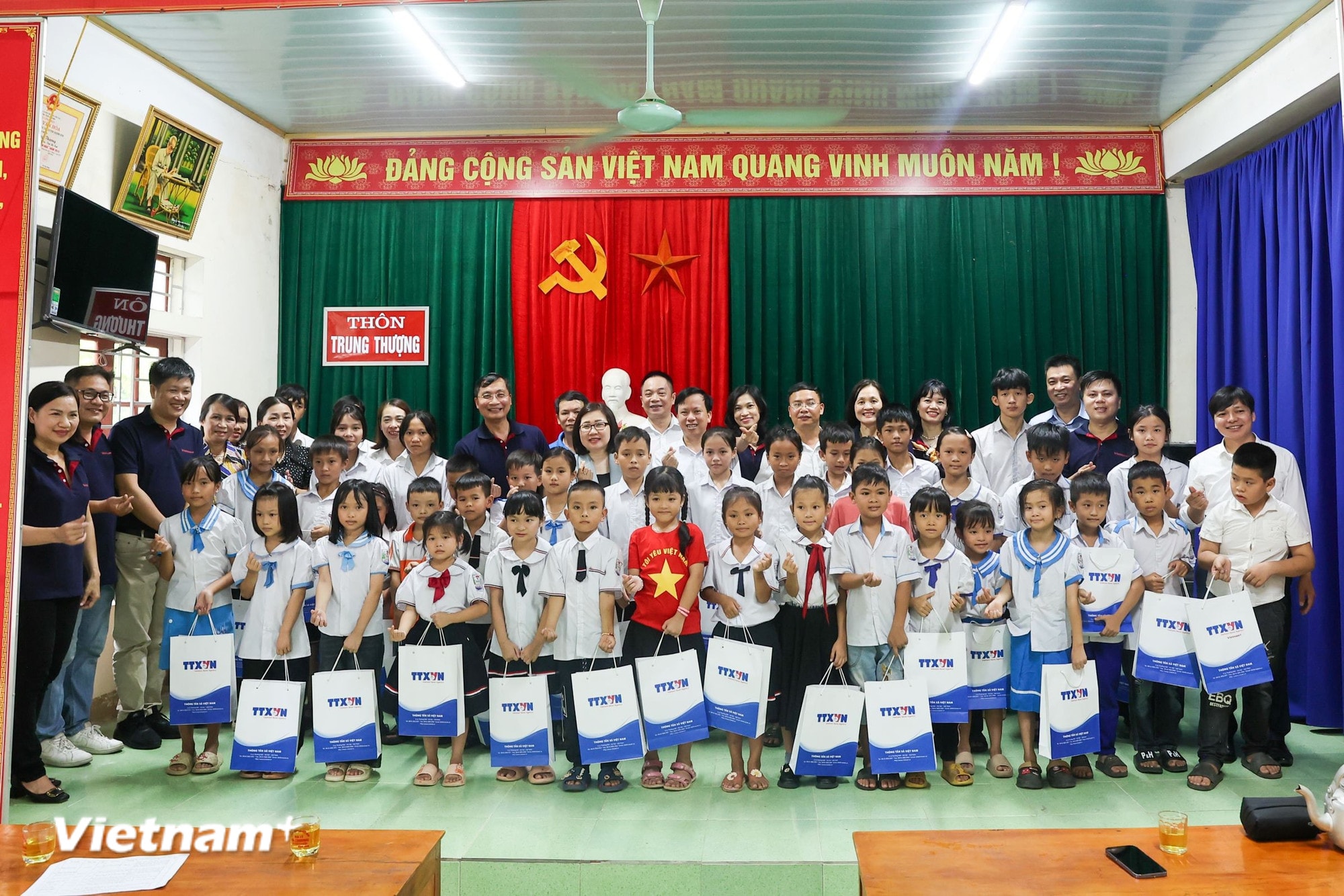 nha-nghia-tinh-13.jpg