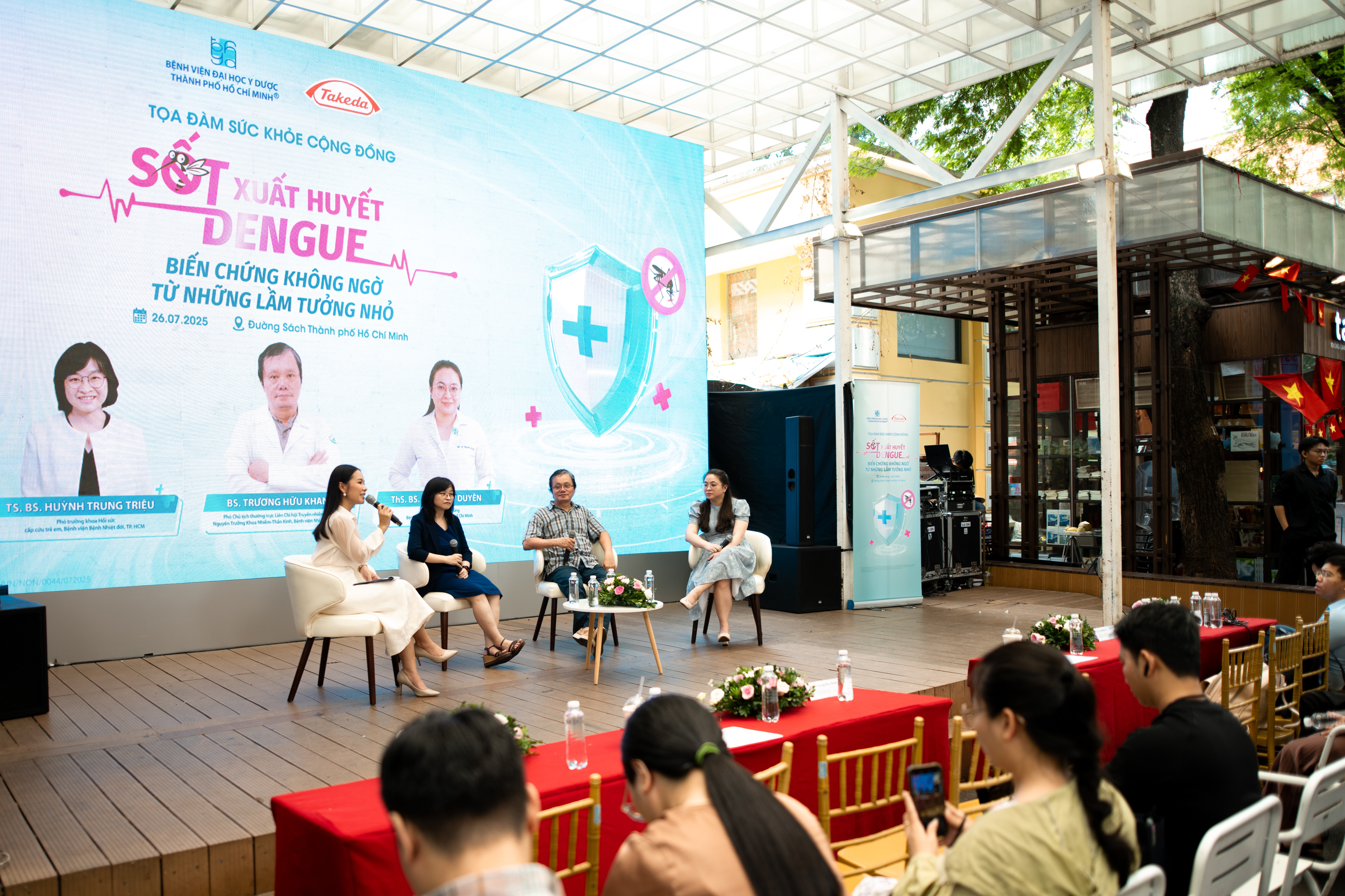 Tọa đàm sức khỏe cộng đồng về sốt xuất huyết Dengue tại Đường Sách TP. HCM ngày 26.07.2025