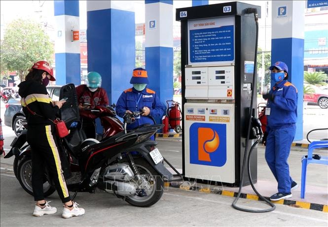 Giá xăng dầu hôm nay 29/7: Xăng tiếp tục giảm, giá dầu thế giới bật tăng trở lại