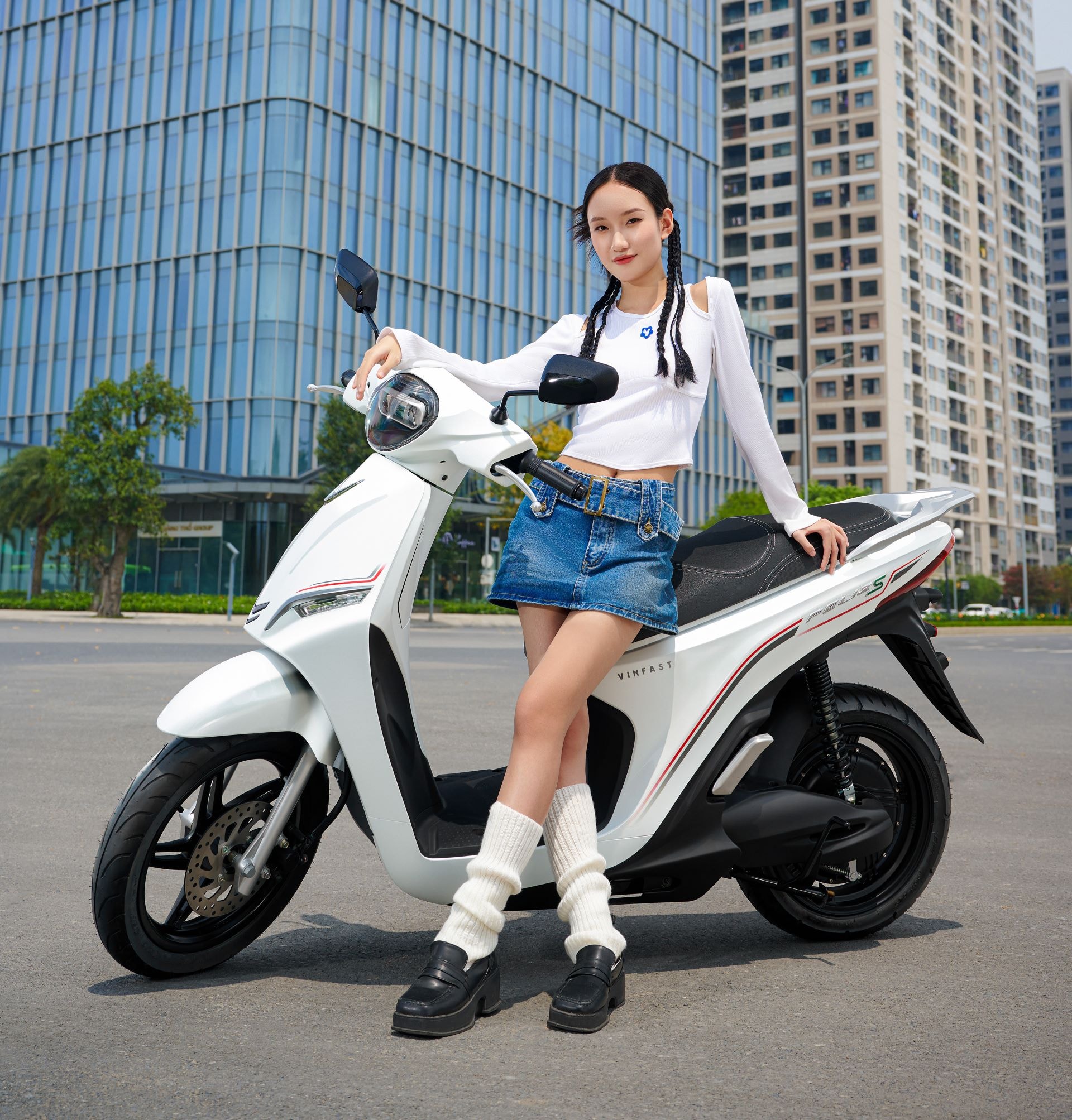 Mùa mưa đến, xe máy điện VinFast “ghi điểm” với người dùng nhờ khả năng lội nước ưu việt