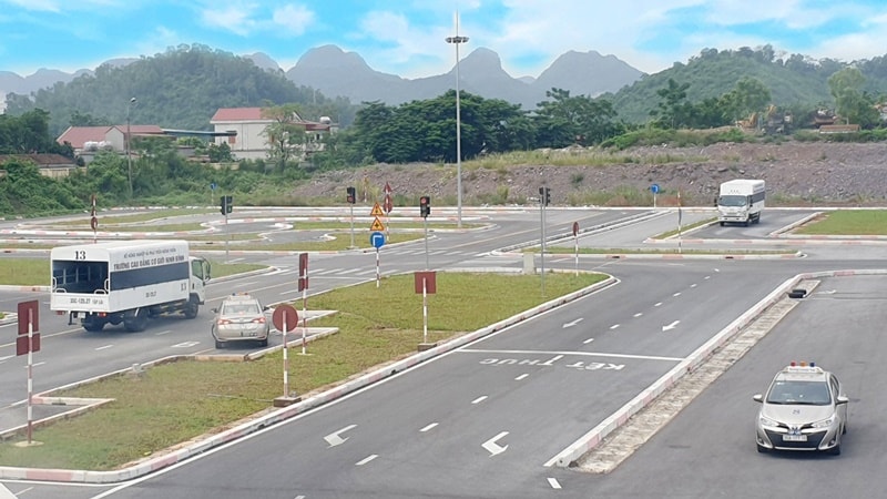 sát hạch lái xe