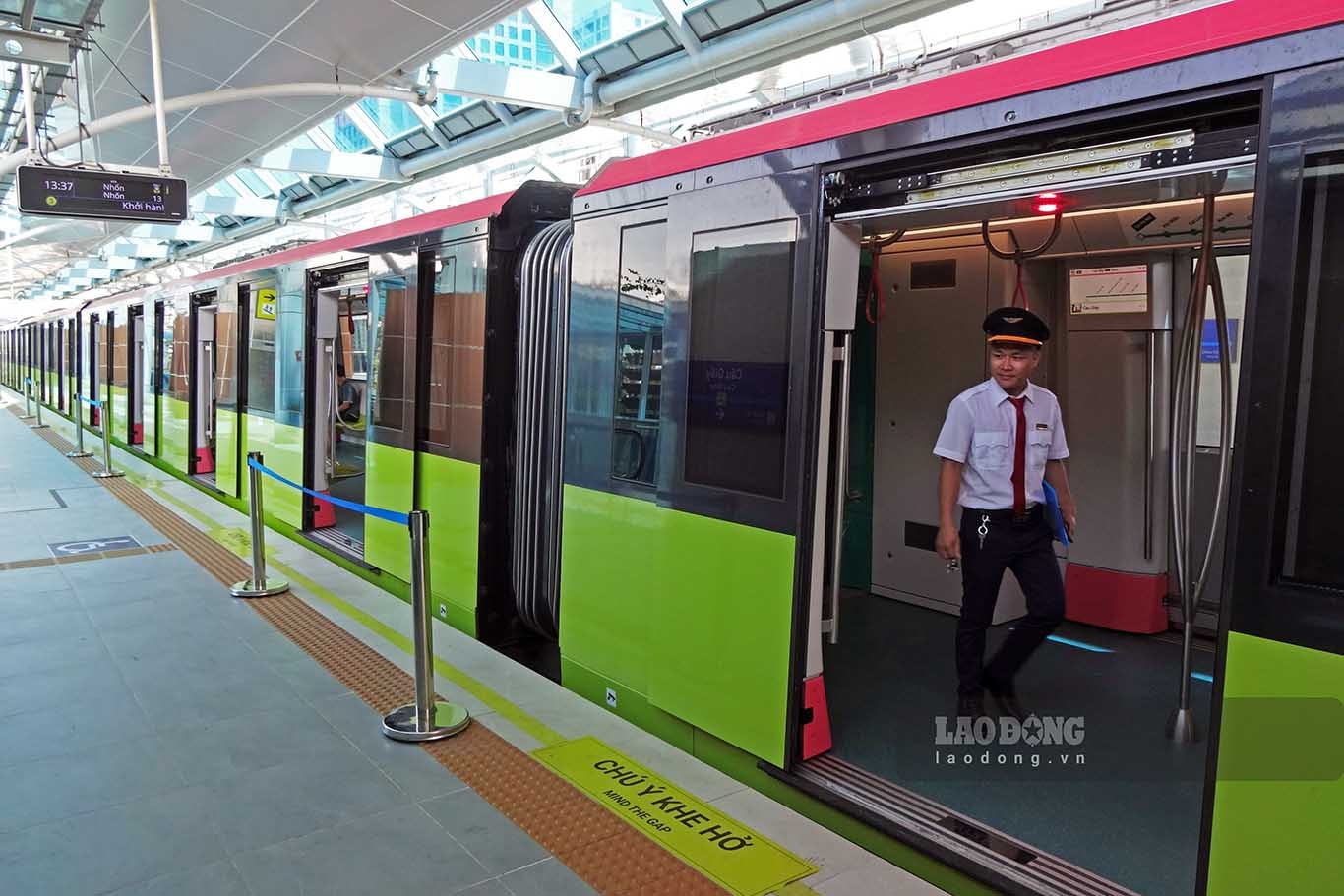 Triển khai thí điểm vé ảo trên 2 tuyến metro ở Hà Nội từ 1.8.2025