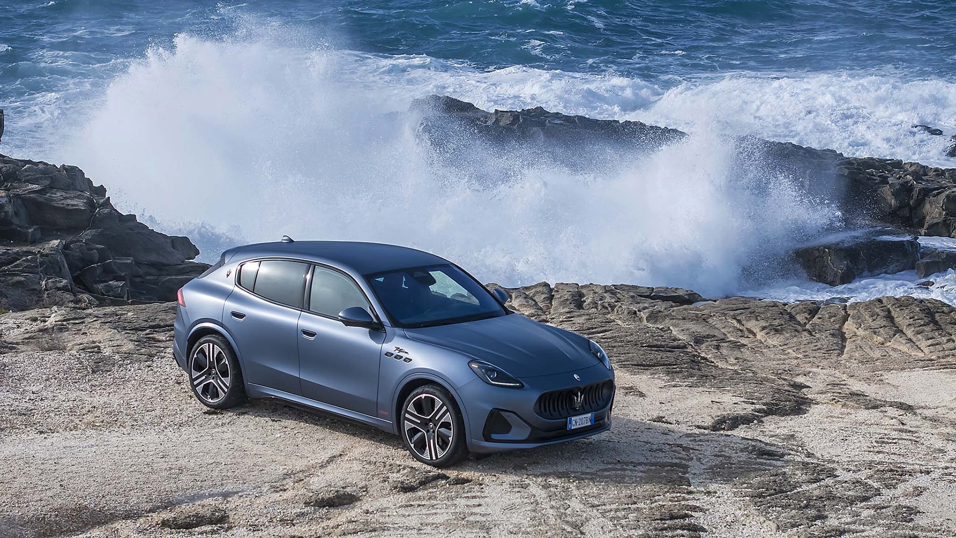 Ngoại thất của bản thuần điện Maserati Grecale Folgore 2025 tương tự các bản máy xăng - Ảnh: MotorTrend