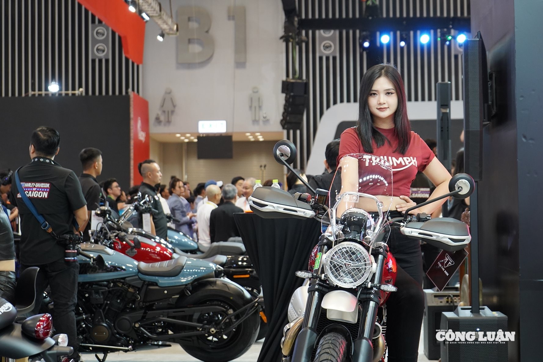 Theo kế hoạch, các loại xe máy trang bị động cơ xăng - dầu sẽ không được lưu hành trong Vành đai 1 Hà Nội từ ngày 1/7/2026.