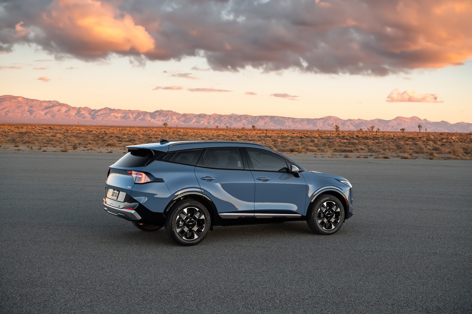 Người tiêu dùng Việt Nam kỳ vọng Kia Sportage HEV sẽ sớm được bán chính hãng.