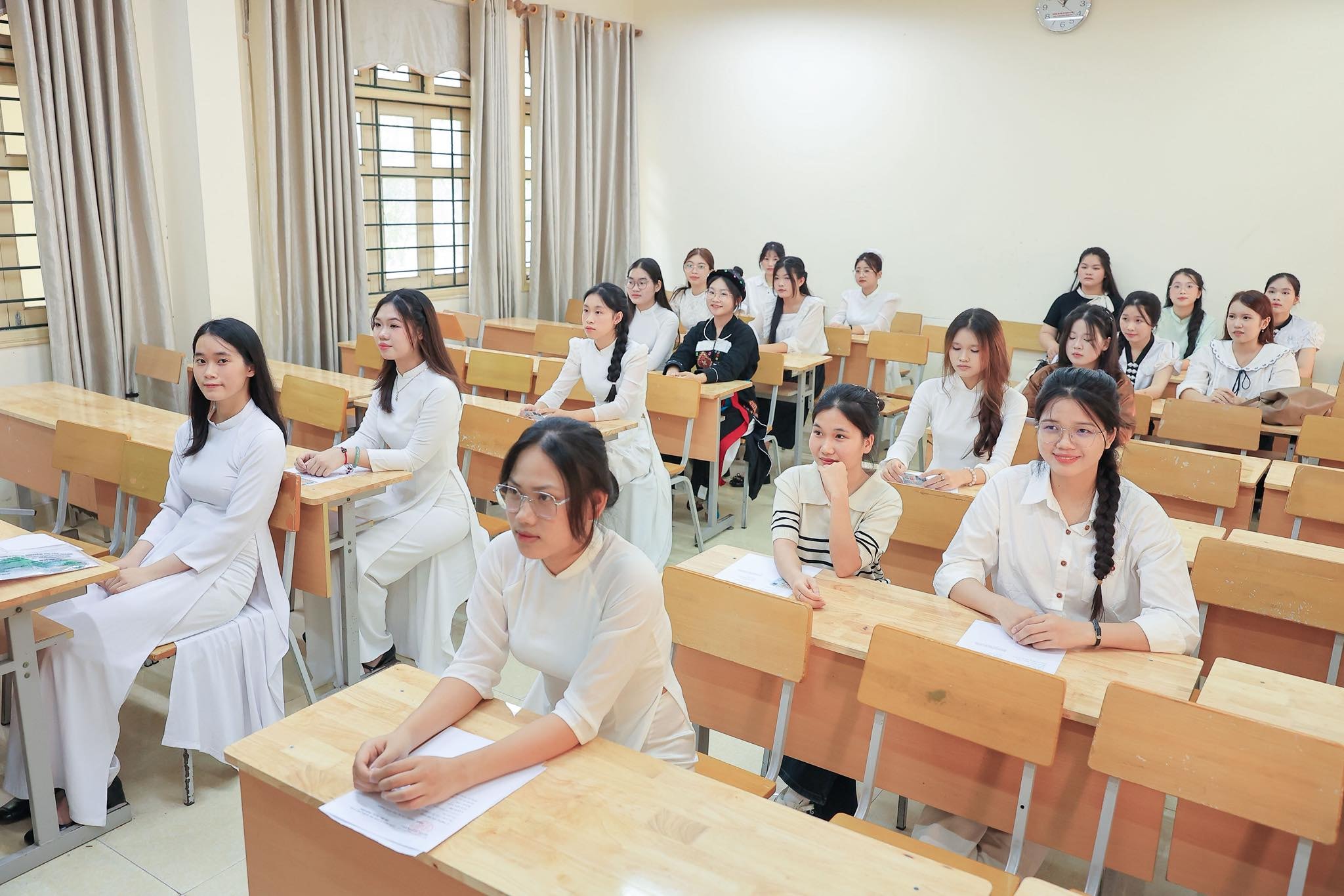 UBND tỉnh Sơn La đã ký ban hành Quyết định số 51/2025/QĐ-UBND về việc ban hành “Quy định về dạy thêm, học thêm trên địa bàn tỉnh”.
