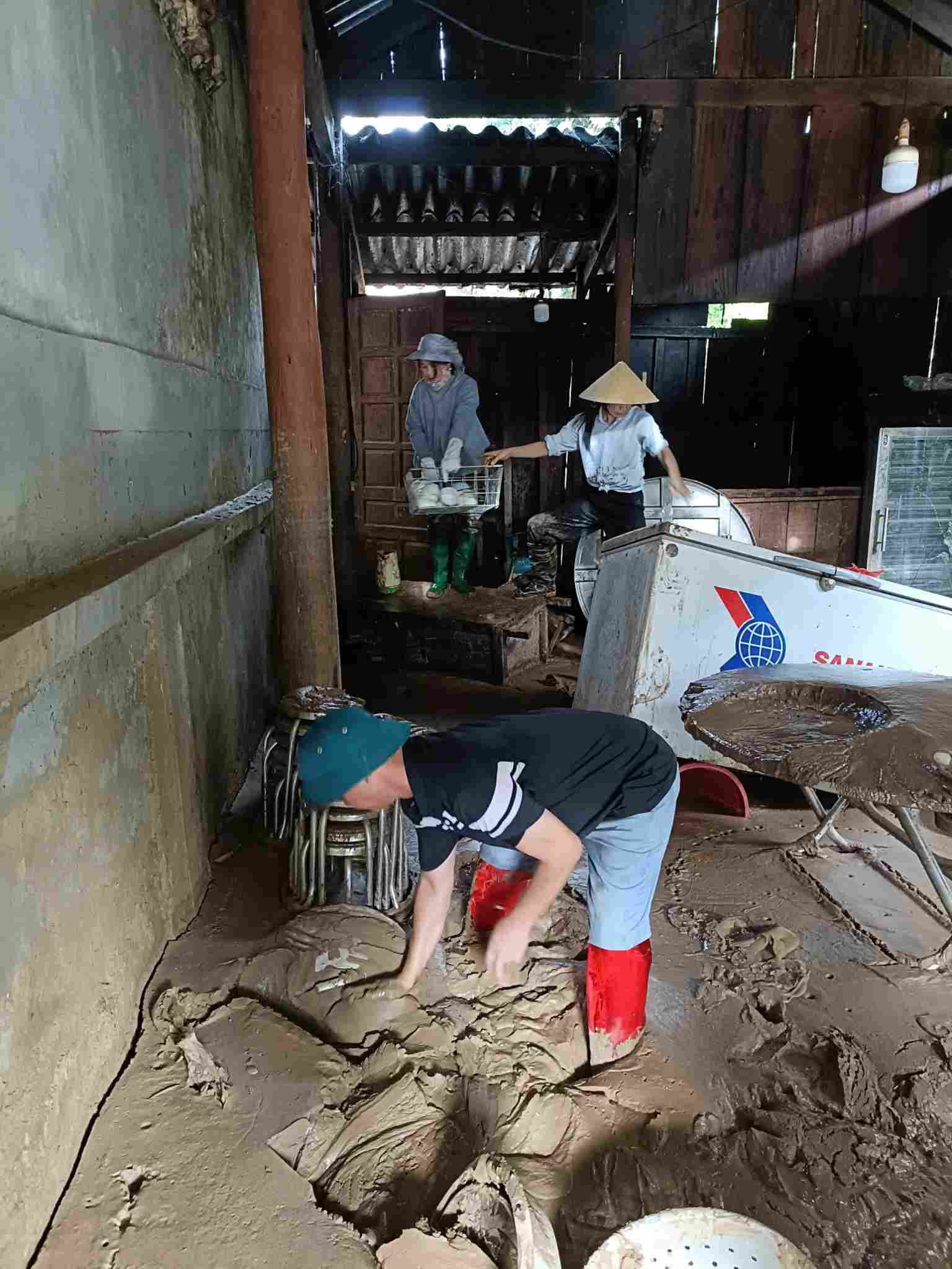 Ước tính thiệt hại của nhà trường lên tới khoảng 1,8 tỉ đồng. Ảnh: Gia Thảo