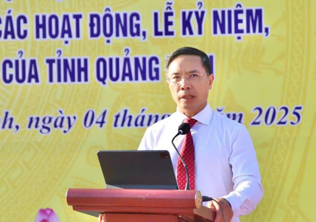 anh-1-cong-an-quang-ninh-ra-quan-tran-ap-toi-pham.jpg
