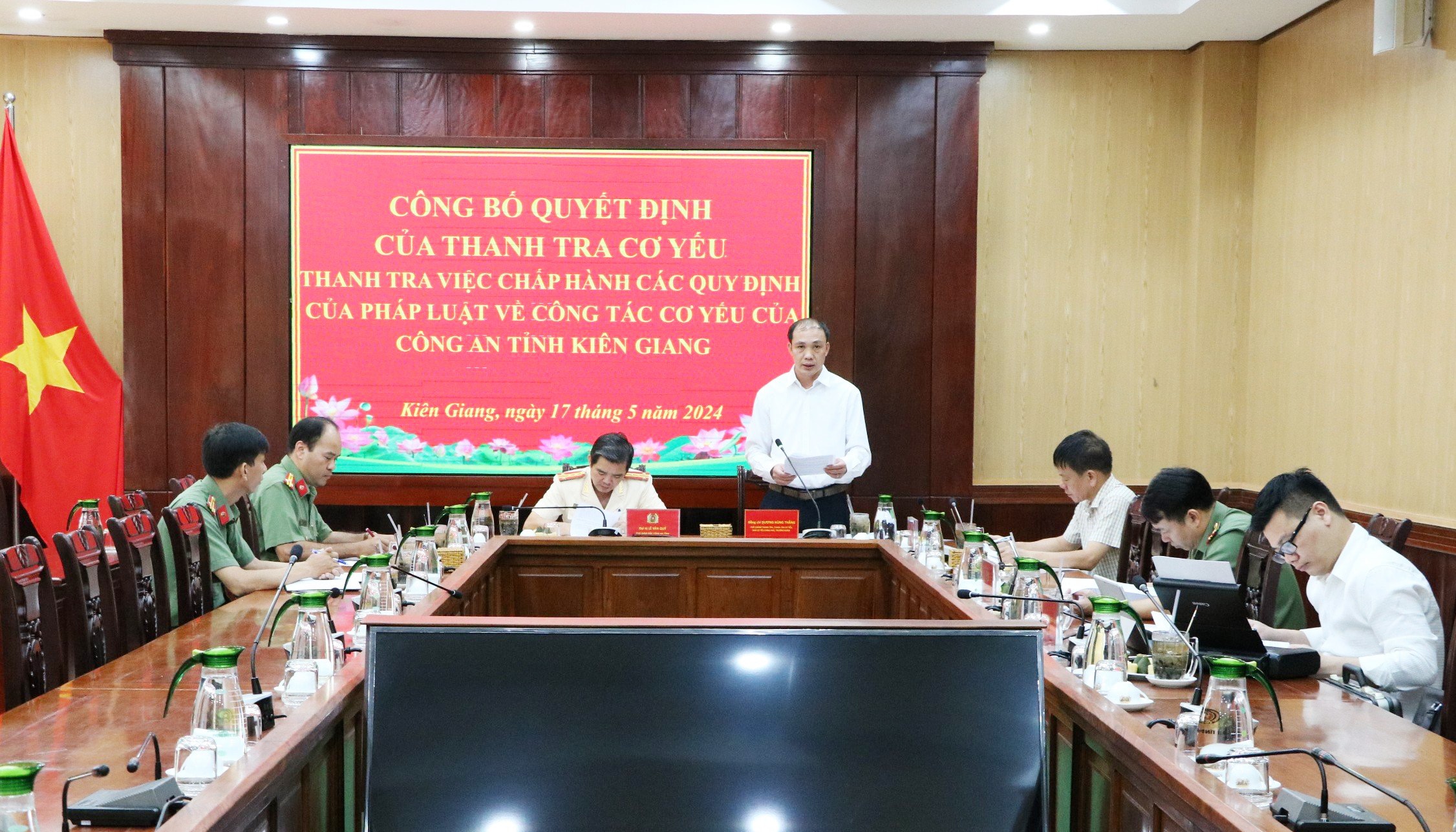 ban-cy-chinh-phu-vs-cakg-4-.jpg