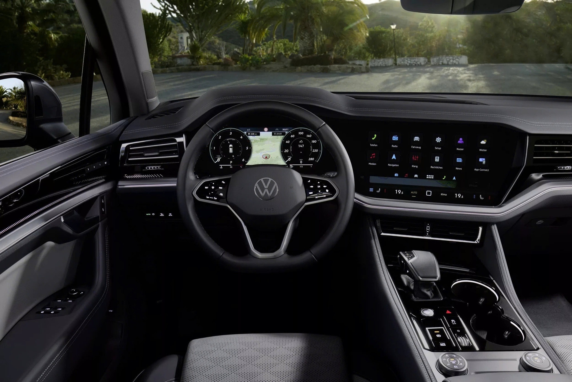 Thiết kế khoang lái của VW Touareg 2025 - Ảnh: VW