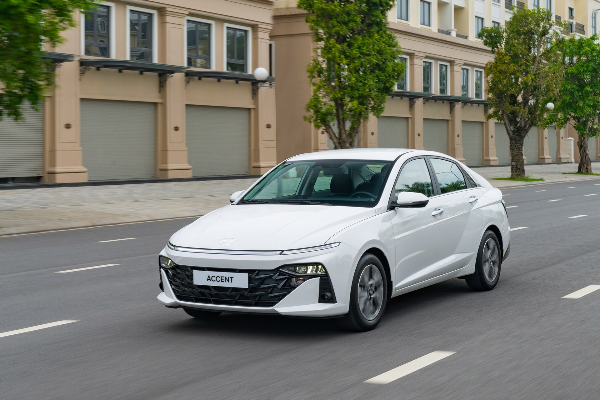 Hyundai Accent đang ngày càng tỏ ra đuối sức khi cạnh tranh với Toyota Vios và Honda City - Ảnh: HTV