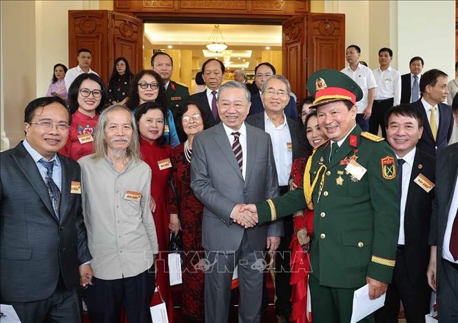 tong-bi-thu-to-lam-1.jpg