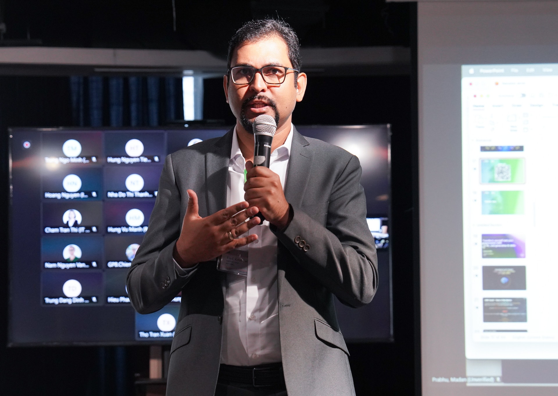 Emmanuel Pillai_AWS_at the event
