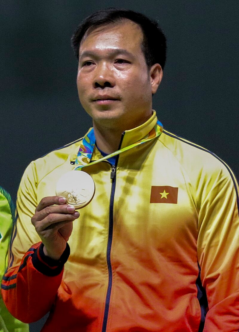 hoang_xuan_vinh.jpg