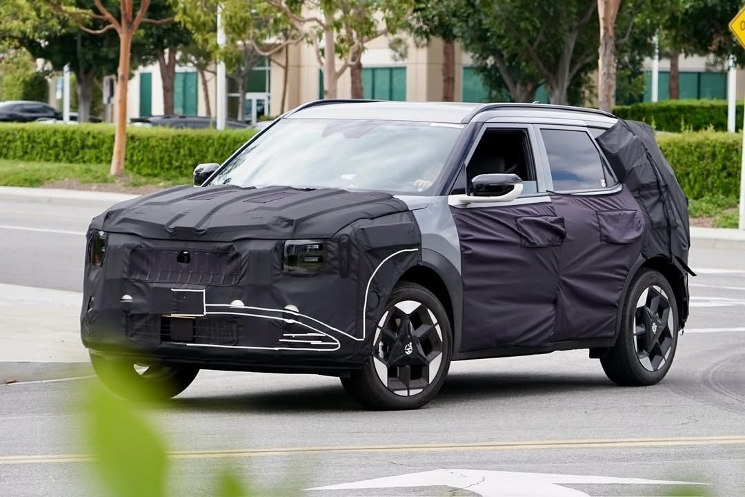 Hình ảnh Kia Seltos 2026 trên đường chạy thử - Ảnh: Rush Lande