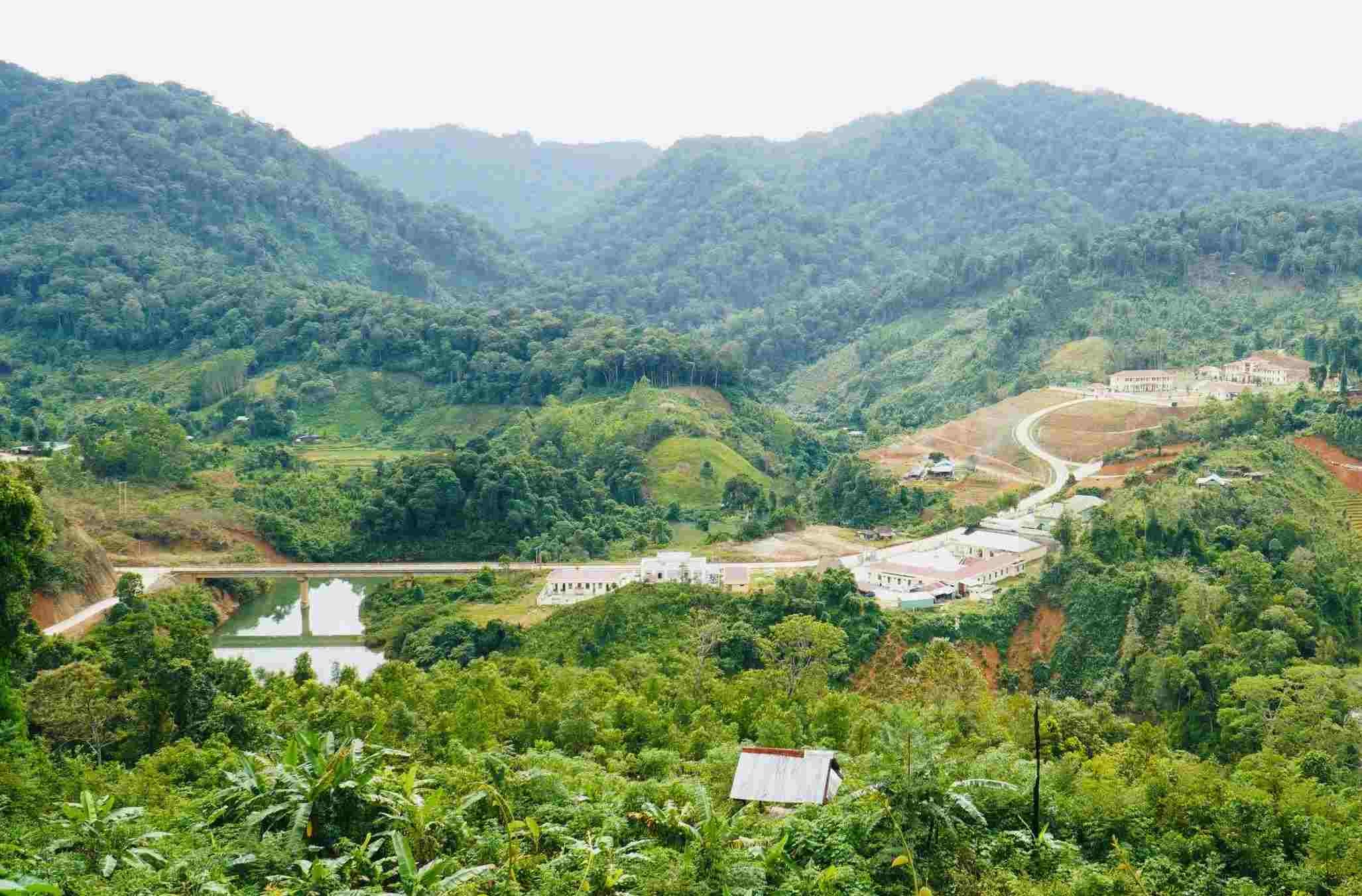 Đà Nẵng khảo sát thực địa, triển khai xây trường nội trú cho 6 xã biên giới