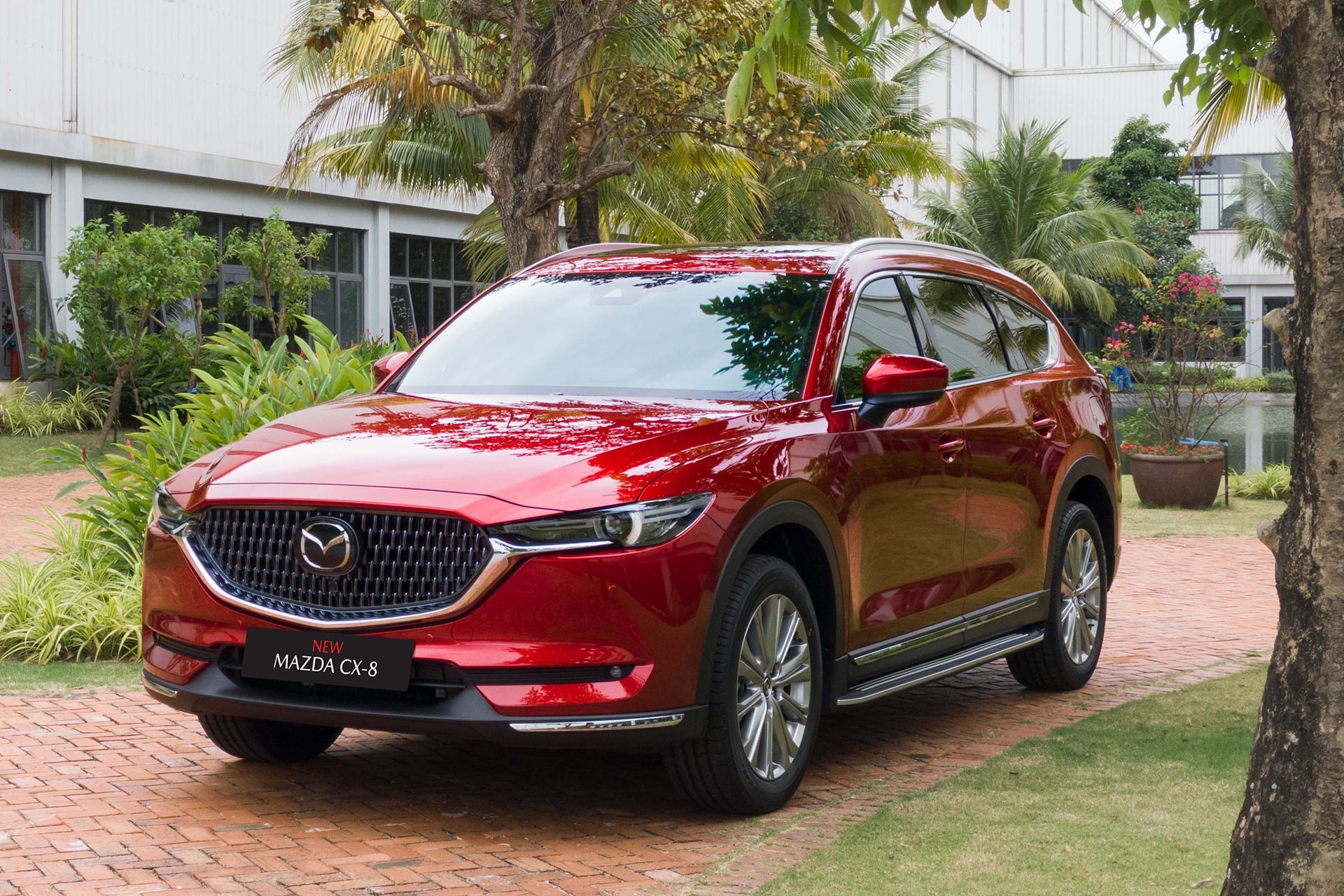 Mẫu xe Mazda CX-8 được giảm giá niêm yết cao nhất 30 triệu đồng - Ảnh: Thaco Auto