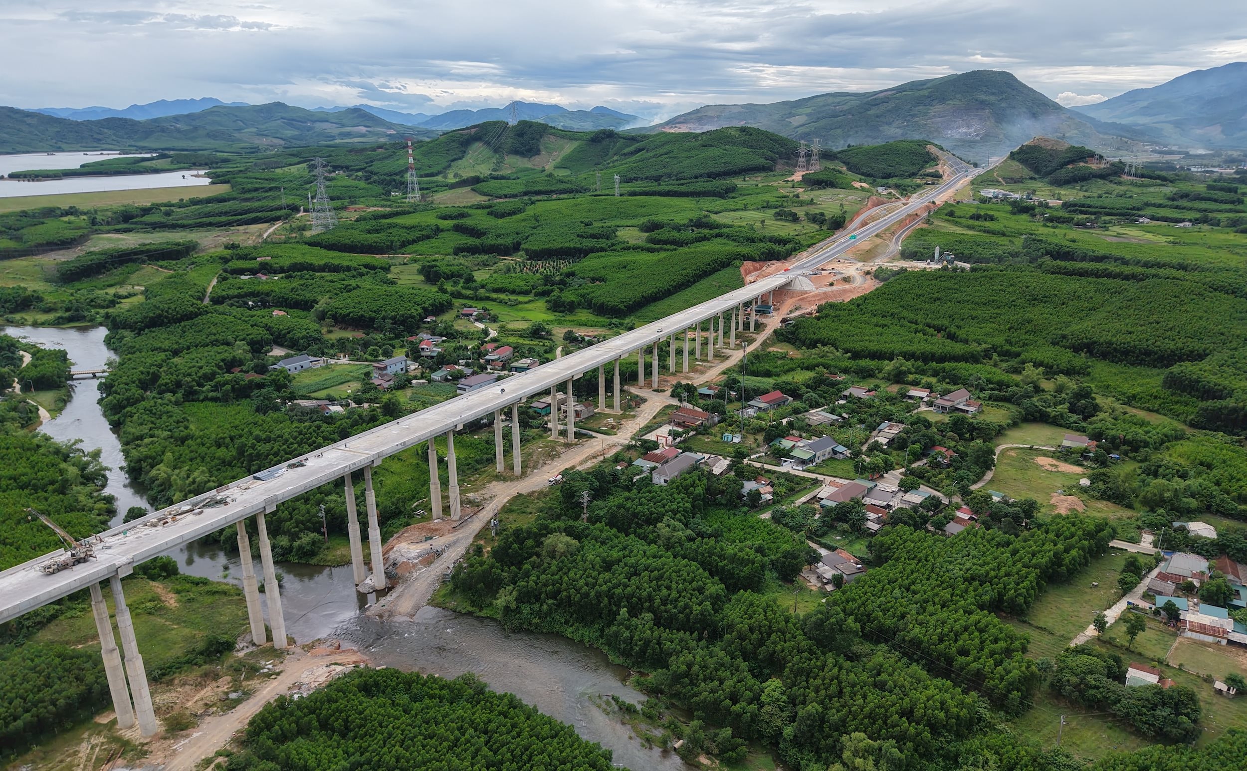 dji_20250724153334_0088_d-46ed35e68efb49c08e8ab21aa8f6419c.jpg