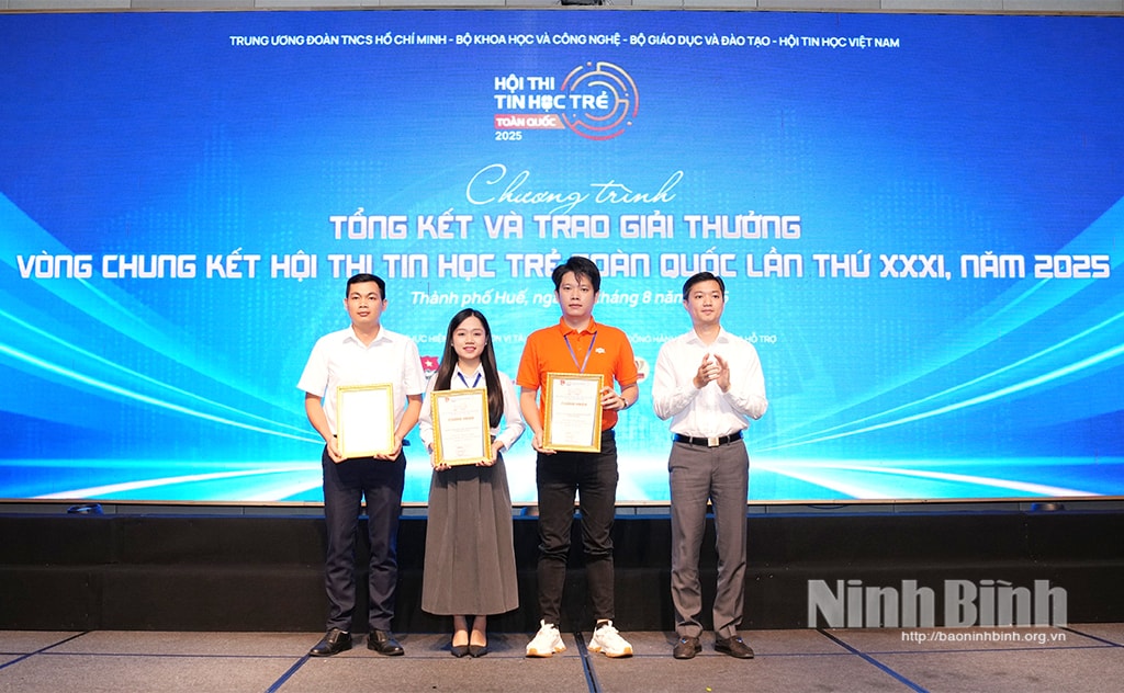 ninh.jpg