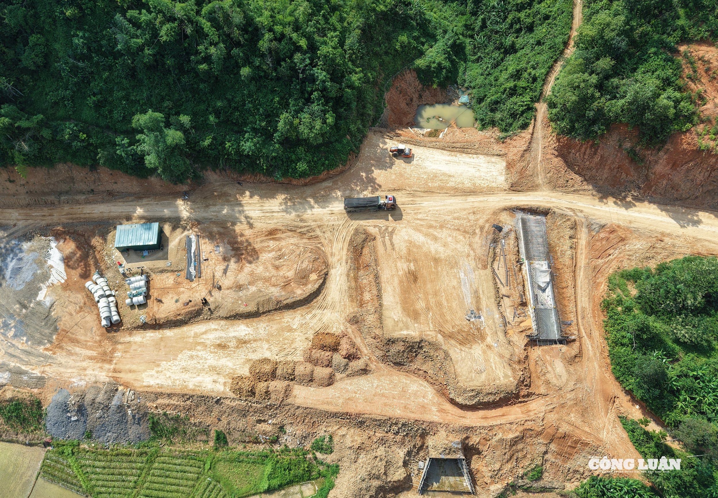 dji_20250802152353_0220_d.jpg