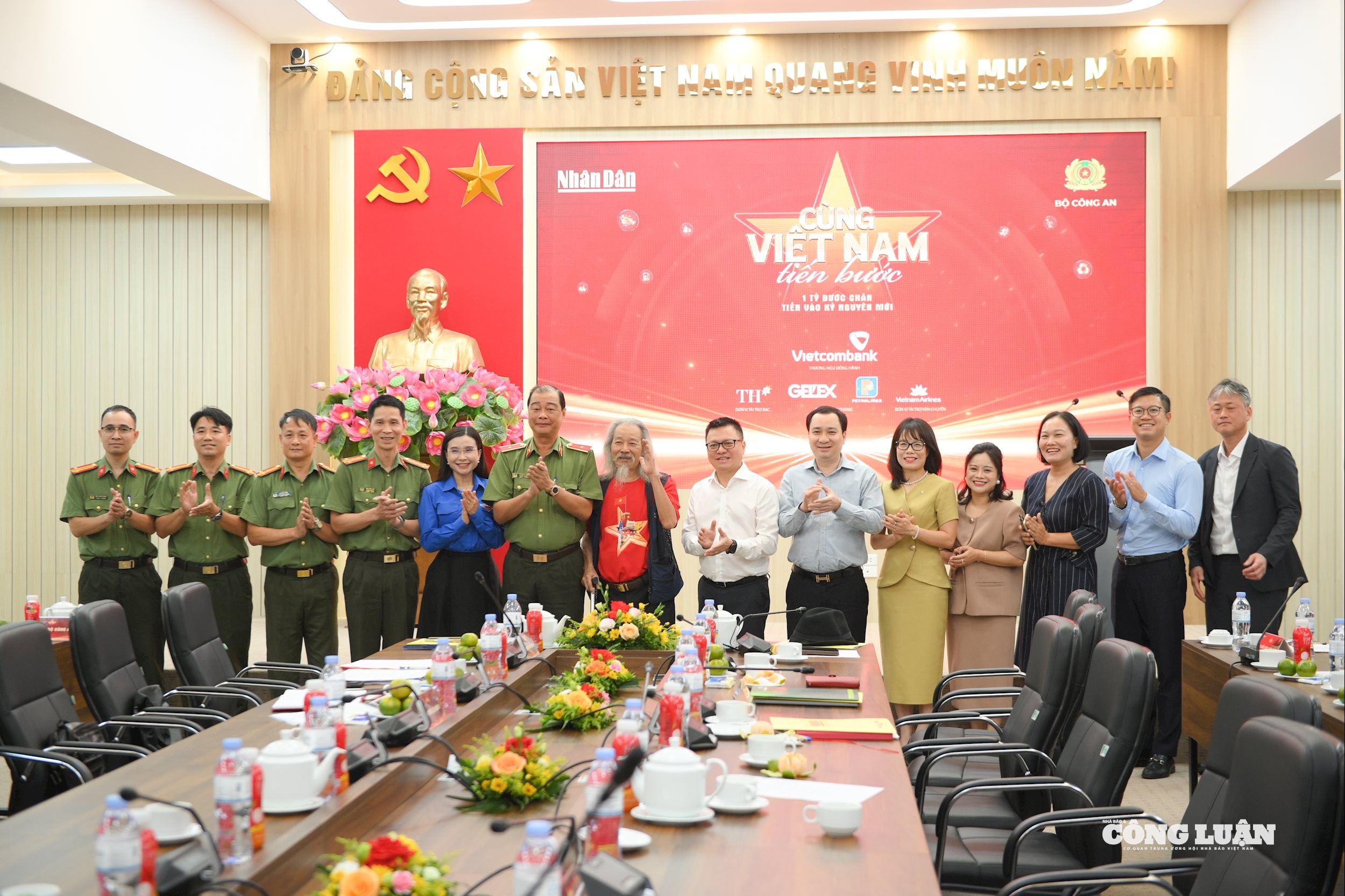 hop bao cung vn tien buoc-0299