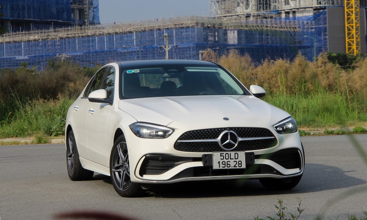 Mercedes C-Class 2022: giá lăn bánh 8/2025, TSKT, đánh giá chi tiết