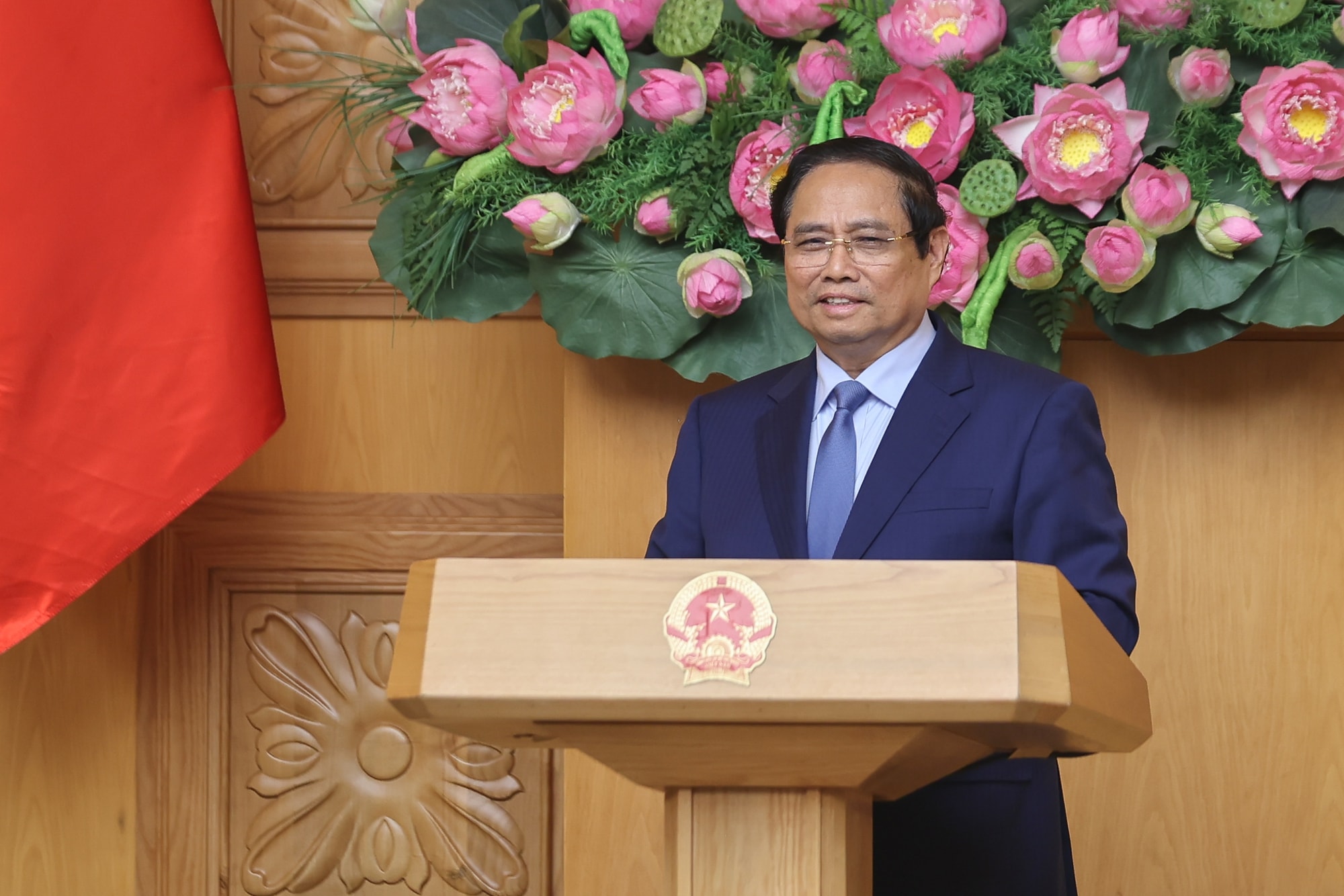 Thủ tướng: Giải quyết dứt điểm vướng mắc, phát huy hiệu quả cao nhất các dự án hợp tác với Nhật Bản- Ảnh 5. Thủ tướng: Giải quyết dứt điểm vướng mắc, phát huy hiệu quả cao nhất các dự án hợp tác với Nhật Bản- Ảnh 5.