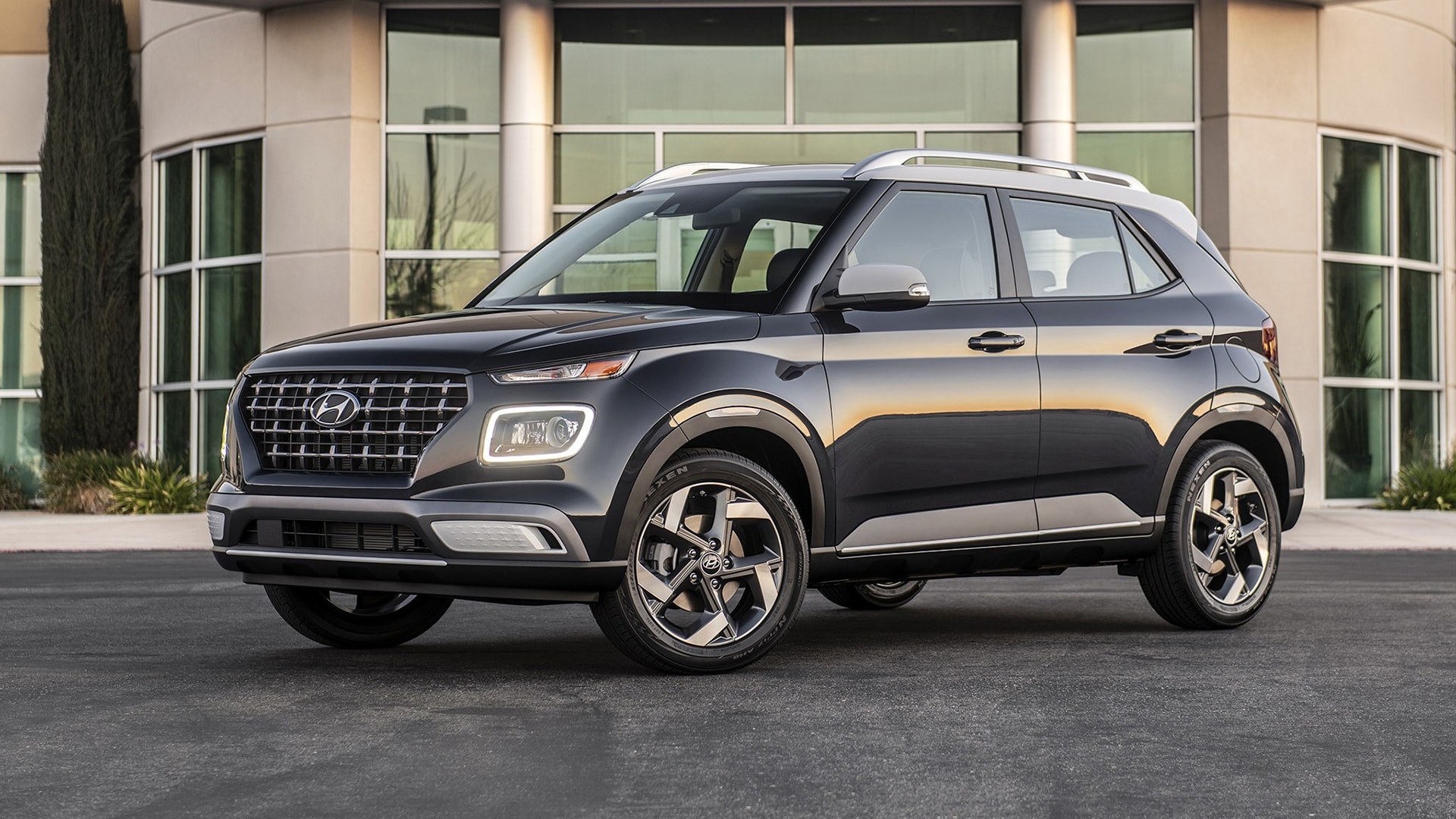 Thiết kế của Hyundai Venue 2026 chịu ảnh hưởng từ Creta - Ảnh: MotorTrend