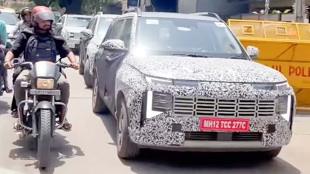 Hyundai Venue 2026 chạy thử tại Ấn Độ - Ảnh: Autocar India