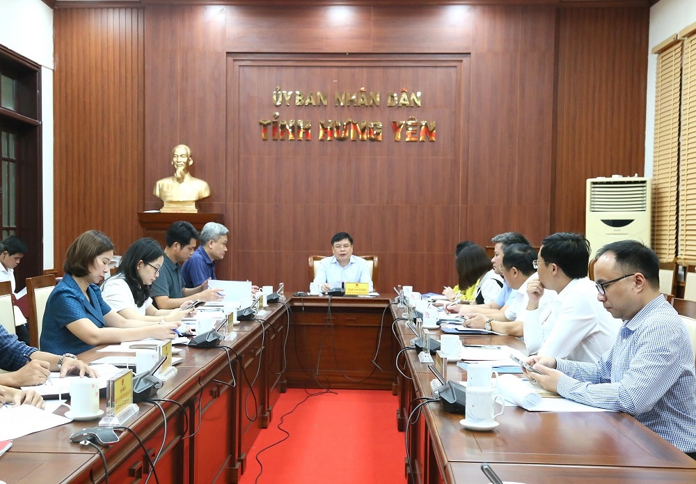 UBND tỉnh Hưng Yên ủng hộ chủ trương thành lập CLB bóng đá tỉnh Hưng Yên. Ảnh: Cổng TTĐT tỉnh Hưng Yên