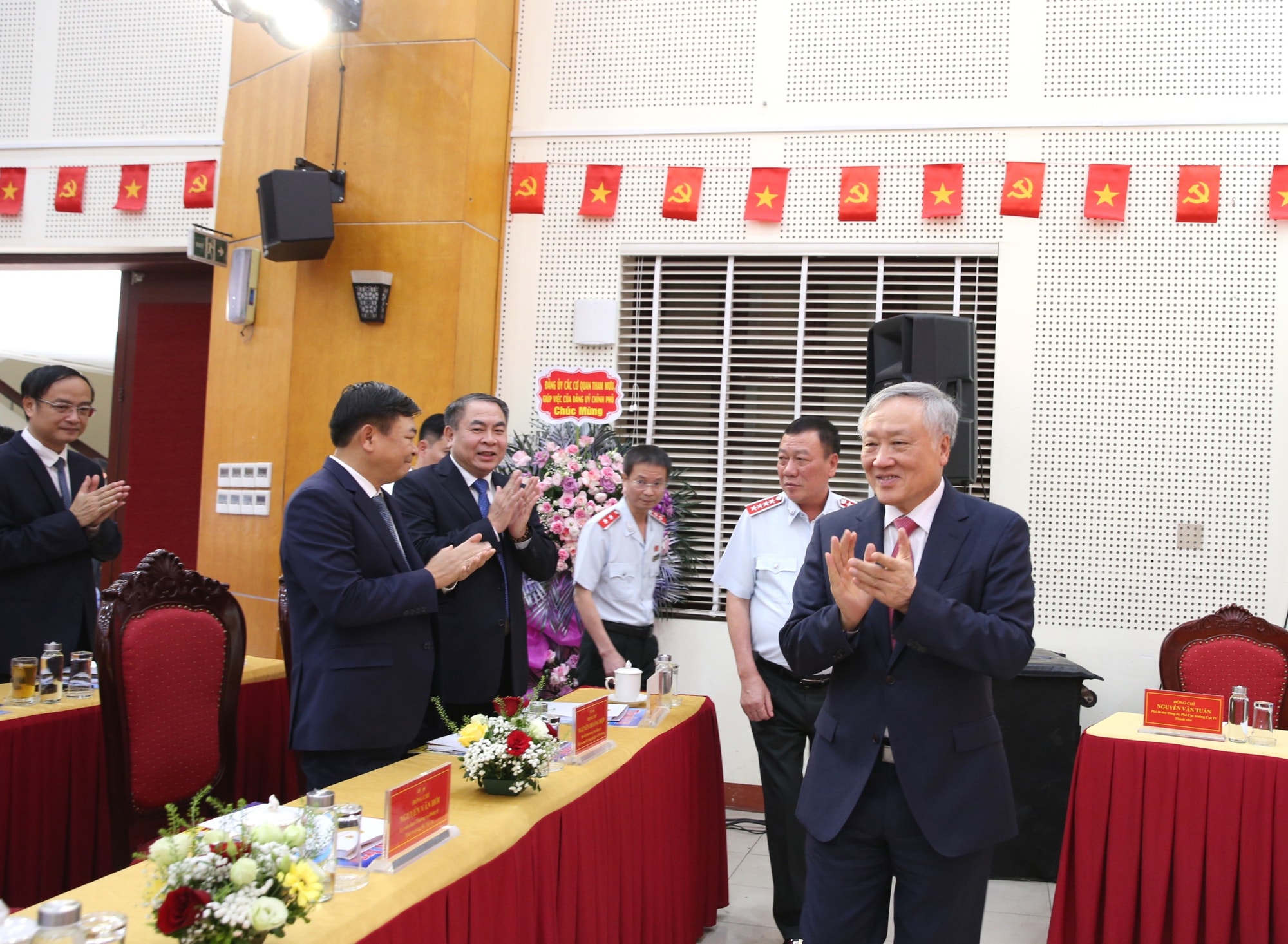 Chăm lo xây dựng đội ngũ cán bộ thanh tra thực sự là 'thanh bảo kiếm' sắc bén của Đảng và Nhà nước- Ảnh 1. Chăm lo xây dựng đội ngũ cán bộ thanh tra thực sự là 'thanh bảo kiếm' sắc bén của Đảng và Nhà nước- Ảnh 1.