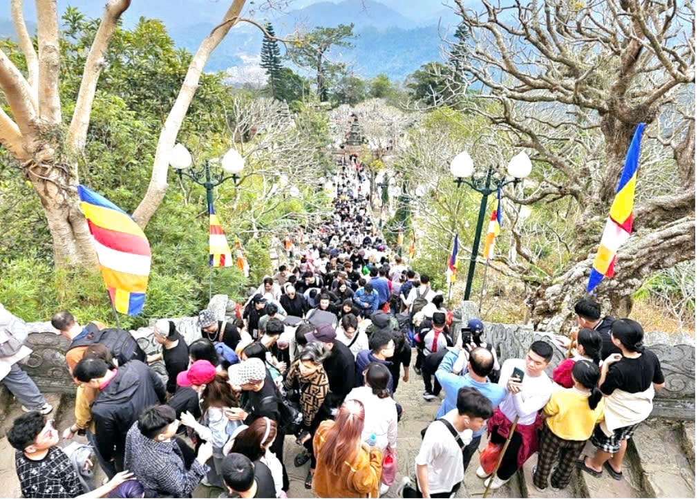 4-le-hoi-mua-thu-yen-tu.jpg
