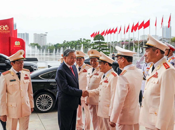 Kỷ niệm trọng thể 80 năm Ngày truyền thống CAND và đón nhận Huân chương Sao Vàng lần thứ 5 -0