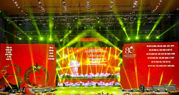 Kỷ niệm trọng thể 80 năm Ngày truyền thống CAND và đón nhận Huân chương Sao Vàng lần thứ 5 -0