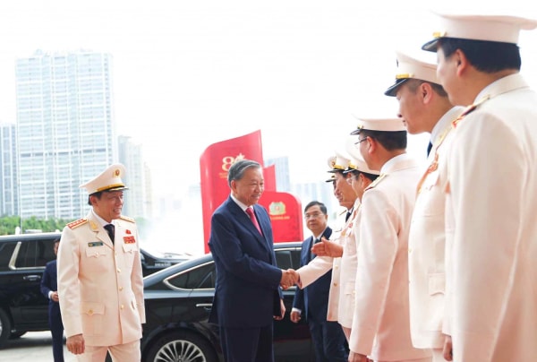 Kỷ niệm trọng thể 80 năm Ngày truyền thống CAND và đón nhận Huân chương Sao Vàng lần thứ 5 -0