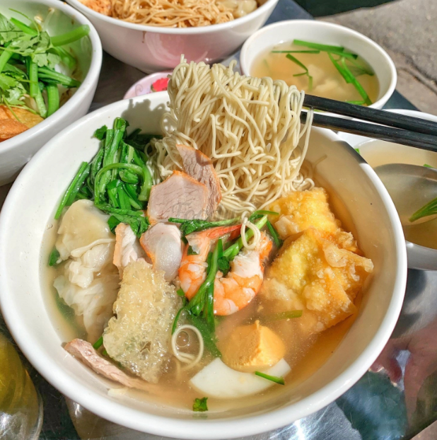 Ảnh màn hình 2025-08-18 lúc 07.17.44