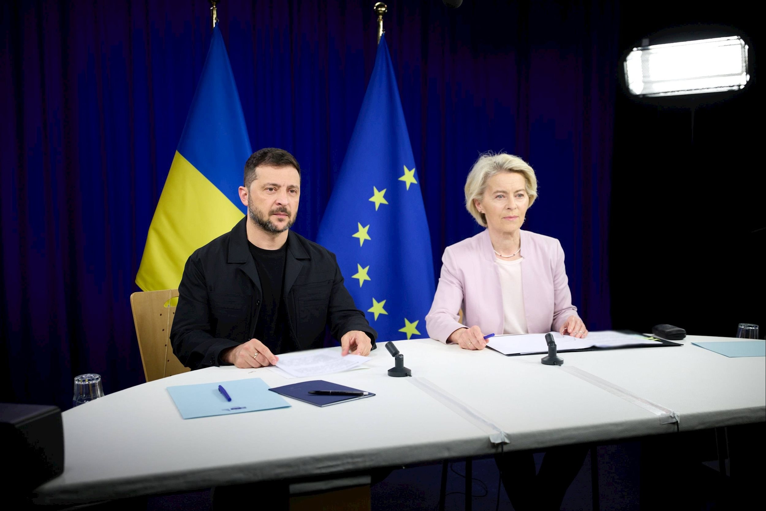 Zelenskyy chau Au