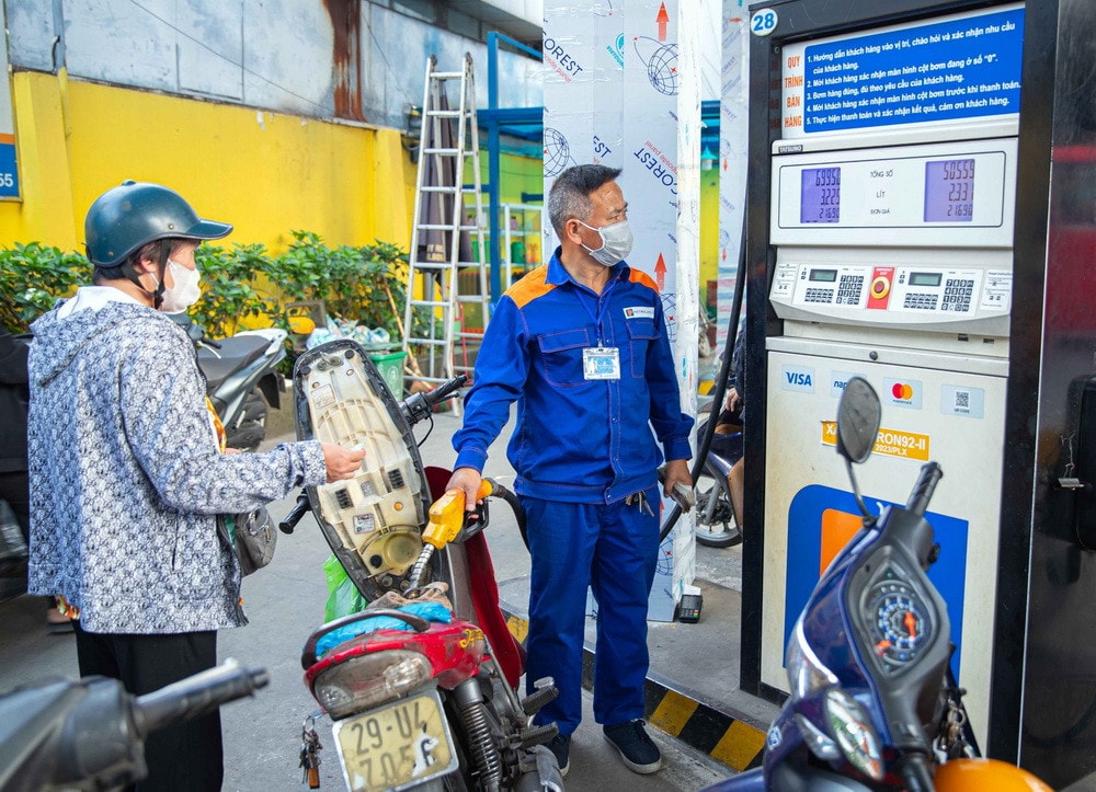 Giá xăng dầu hôm nay 20/8: Giá dầu giảm trước kỳ vọng nới lỏng trừng phạt Nga