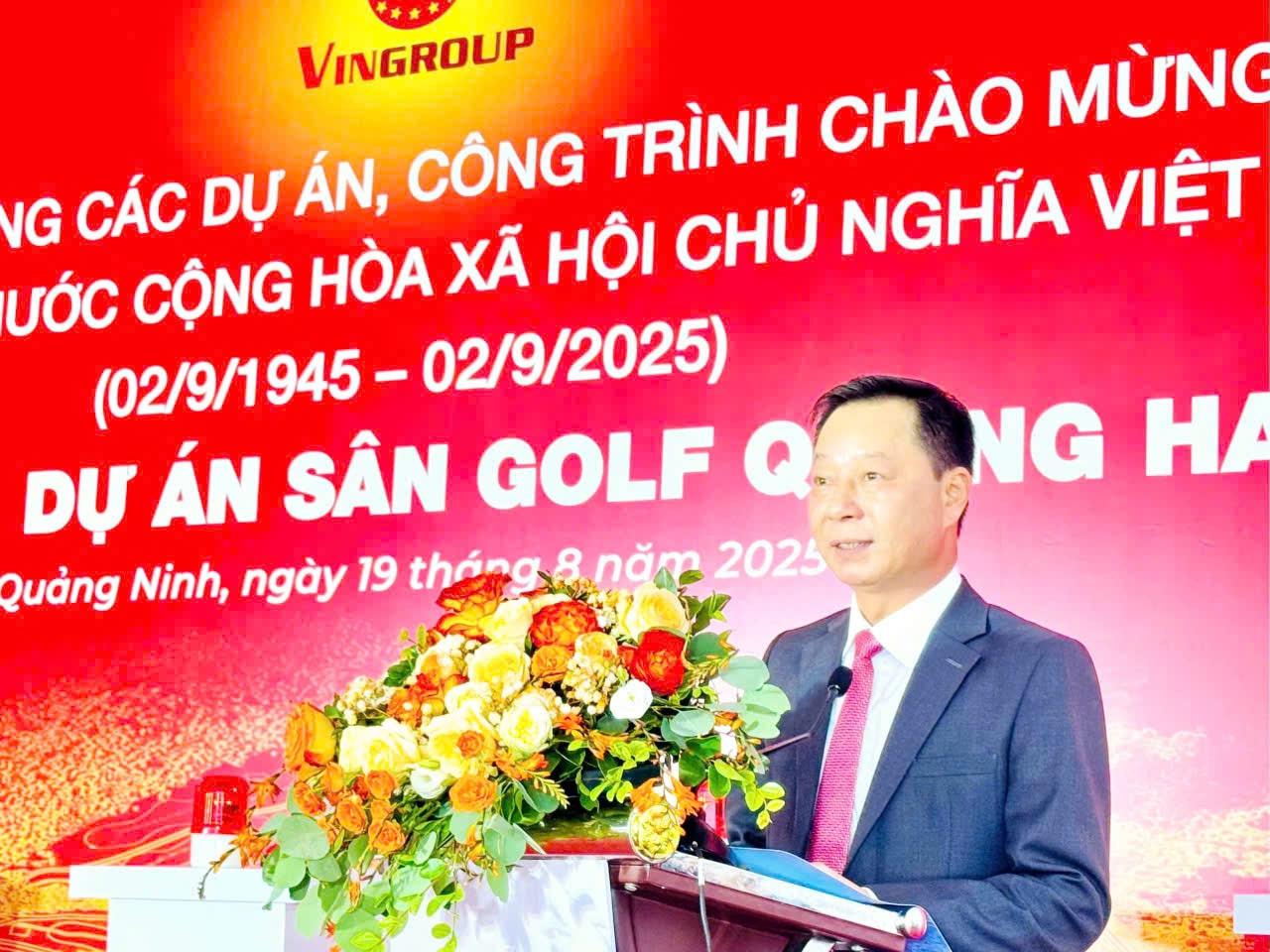 anh-2-le-khoi-cong-san-gon-quang-hanh.jpg