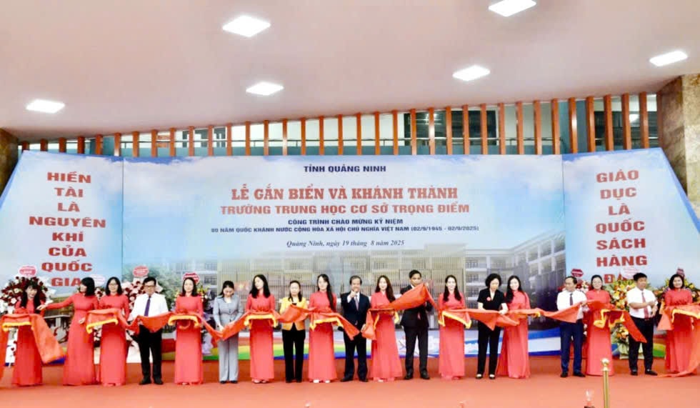 anh-2-qung-ninh-dong-loat-khanh-thanh-nhieu-du-an.jpg