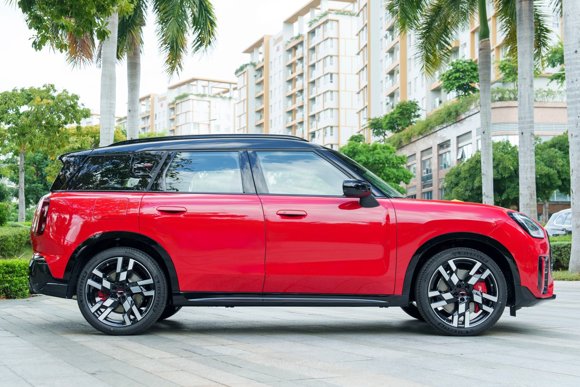 Xe có kích thước lớn nhất trong các mẫu xe MINI.