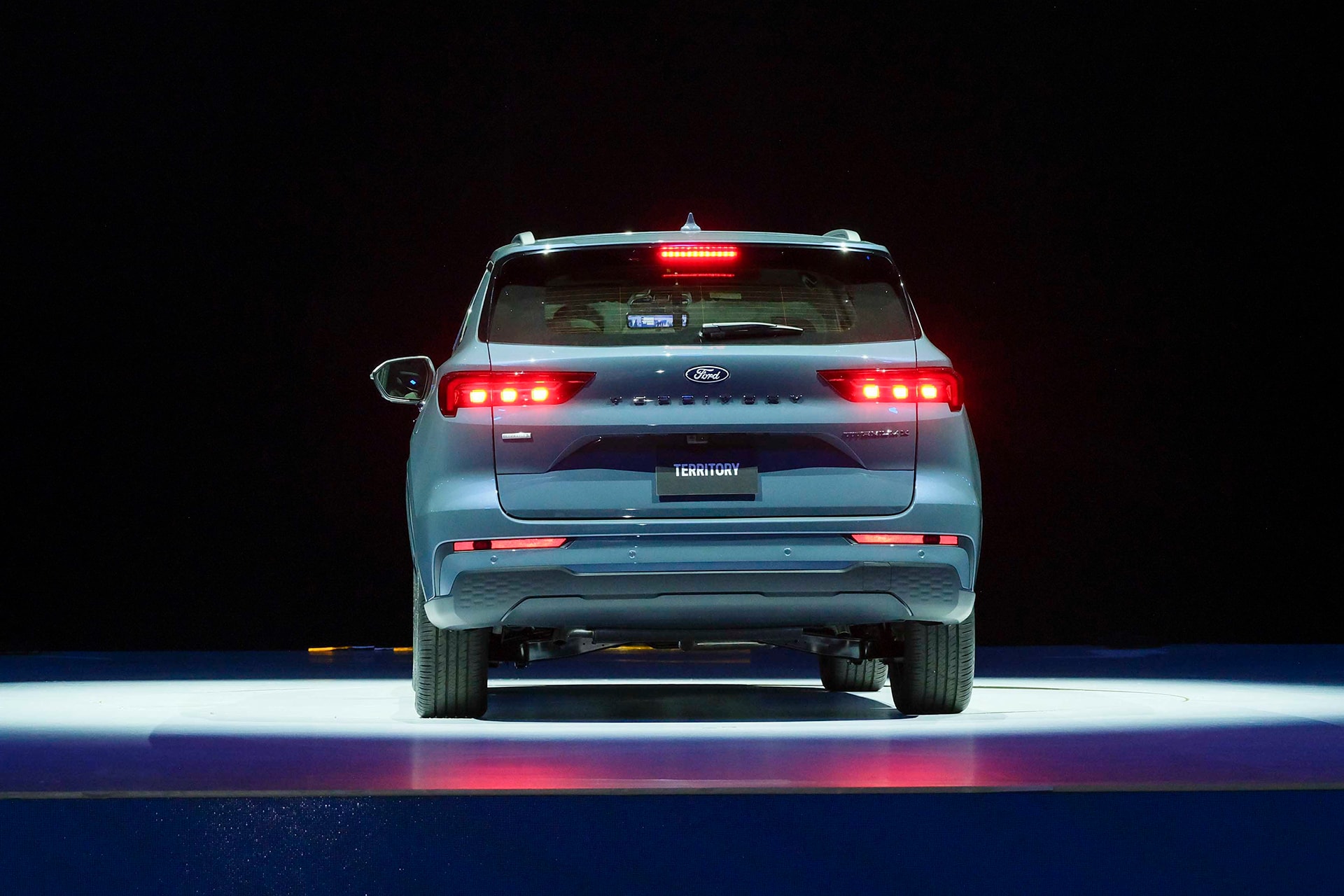 Ngoài hình Ford Territory 2025 không thay đổi nhiều so với phiên bản tiền nhiệm.