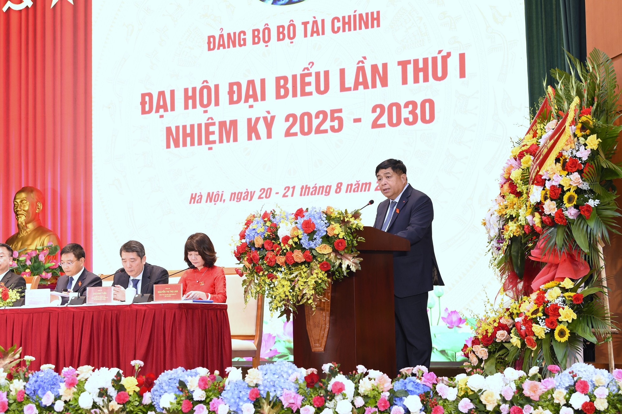 Bộ Tài chính: Đoàn kết - Tiên phong - Đổi mới - Trí tuệ - Bản lĩnh- Ảnh 1.