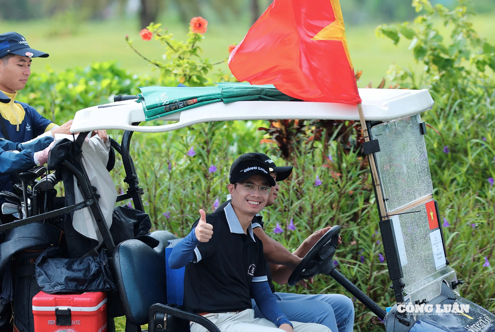 Ảnh màn hình 2025-08-23 lúc 23.33.42