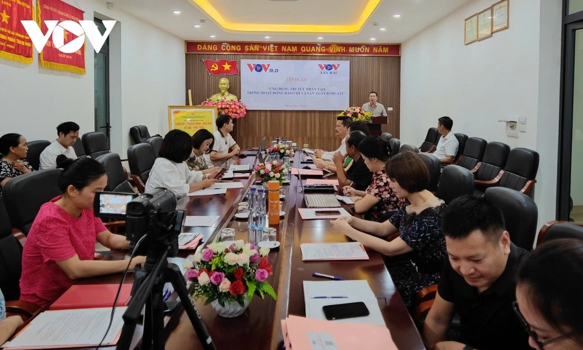 23_8_quang_canh_lop_tap_huan_20250823102624.webp