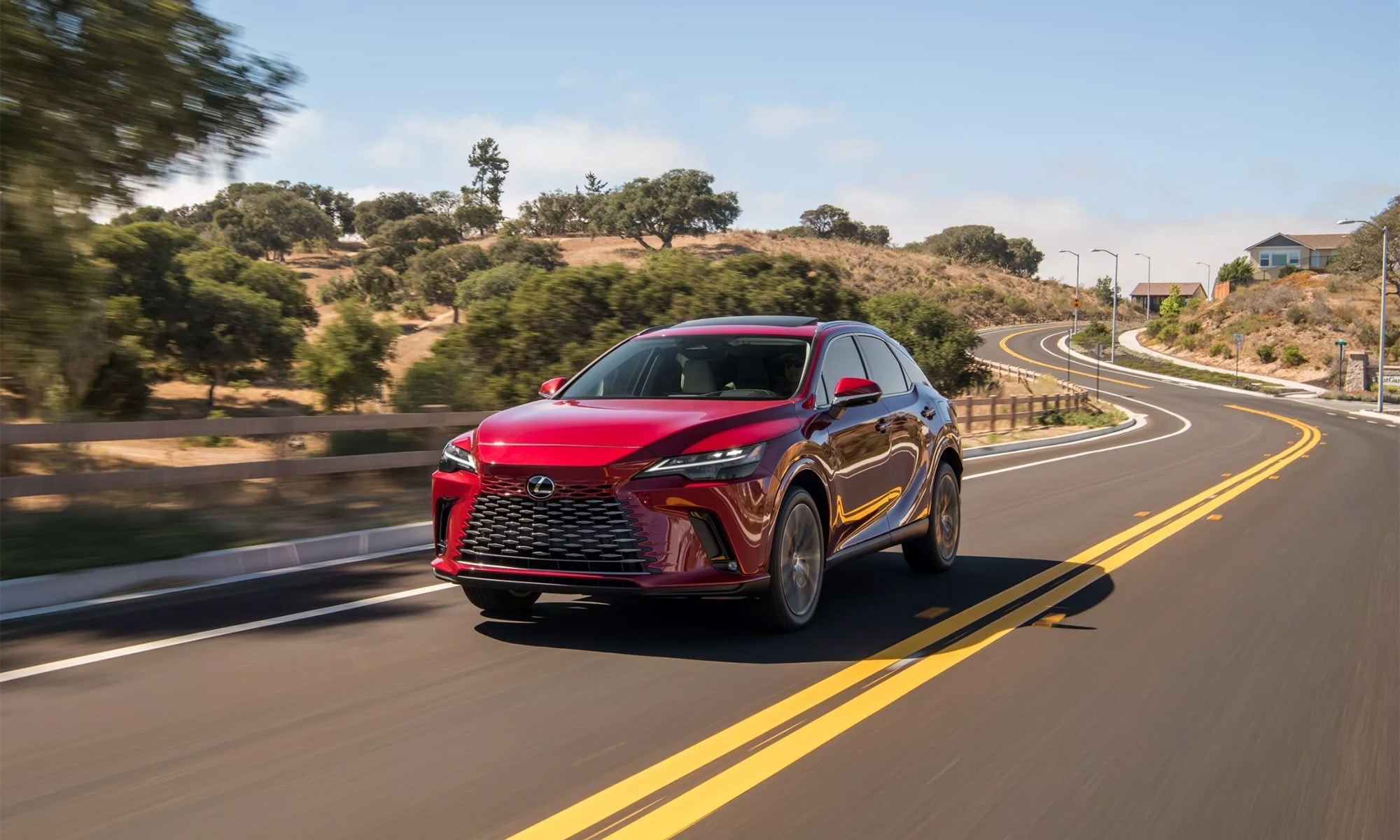 Lexus RX 2026 được bổ sung thêm 2 phiên bản plug-in hybrid - Ảnh: Lexus