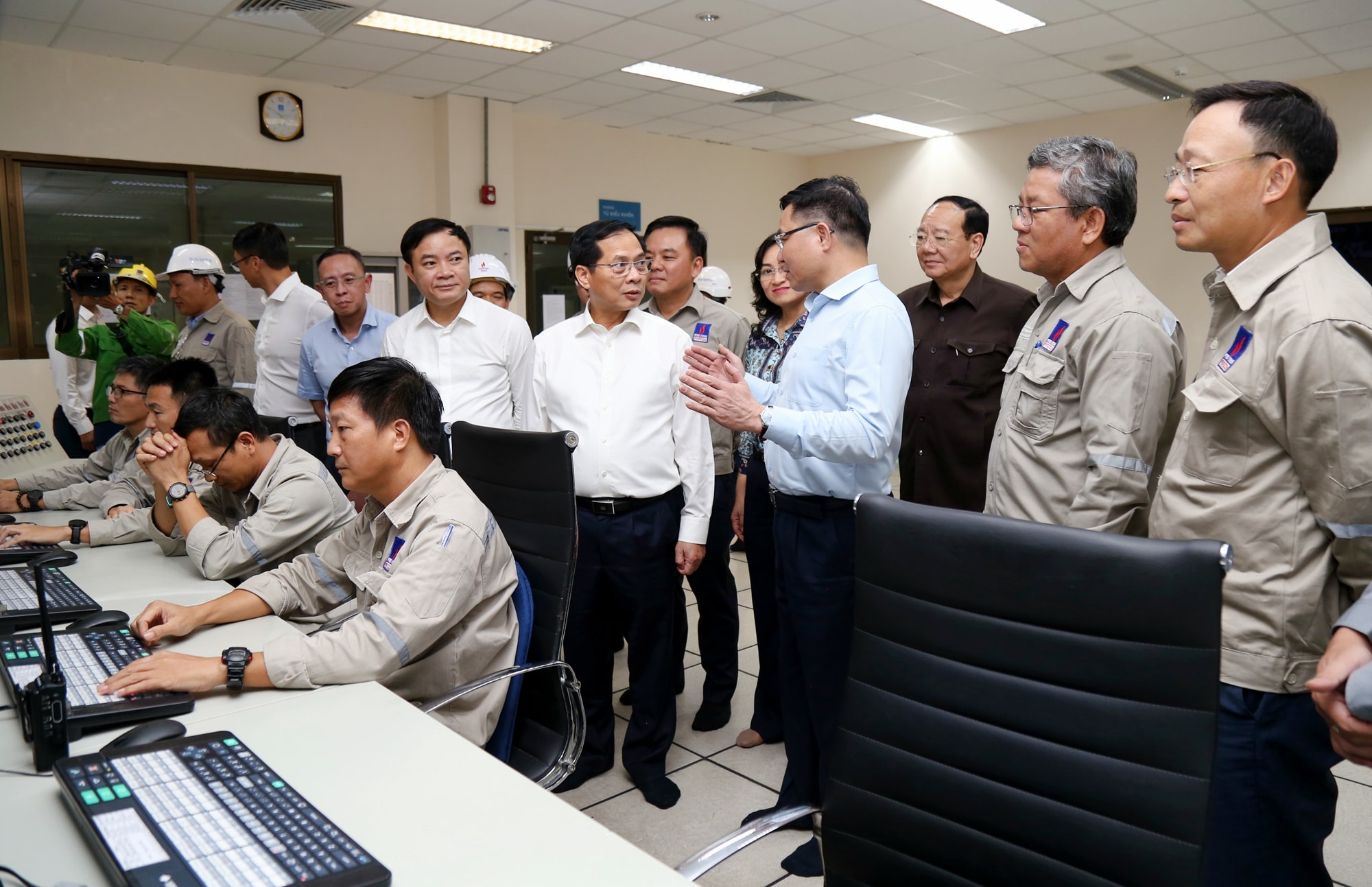 Phó thủ tướng Bùi Thanh Sơn thăm nhà máy Đạm Phú Mỹ (2)