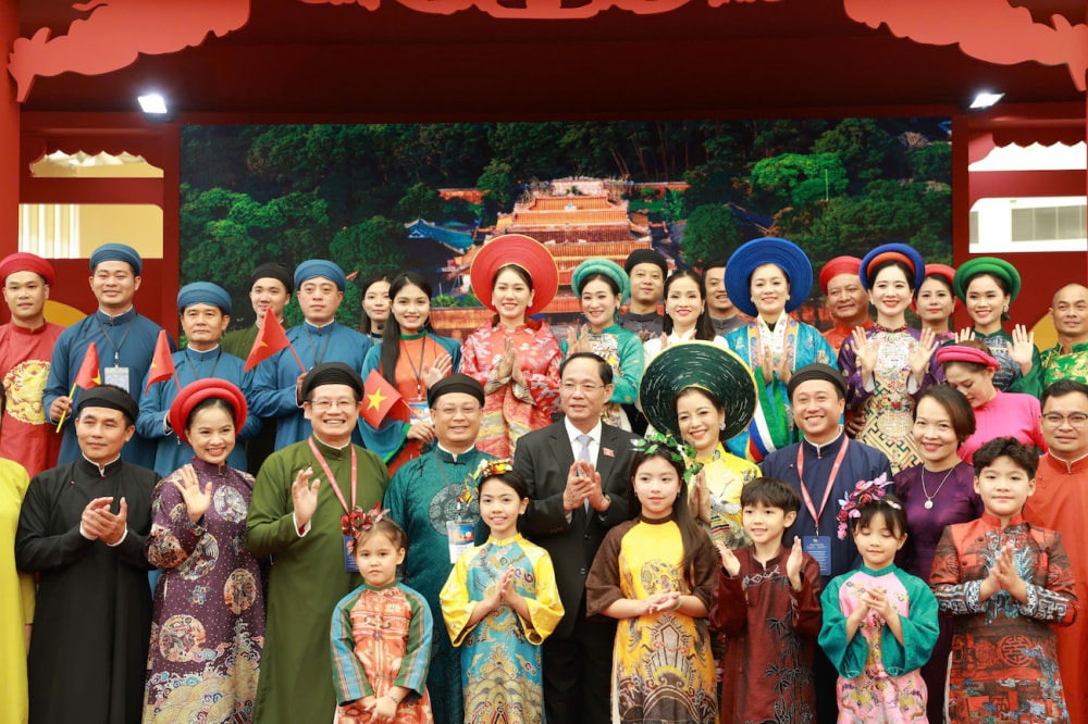an-tuong-trien-lam-hue-di-san-ban-sac-va-tam-nhin-phat-trien-xanh-tai-trien-lam-thanh-tuu-dat-nuoc_68b1096eb049a.jpeg