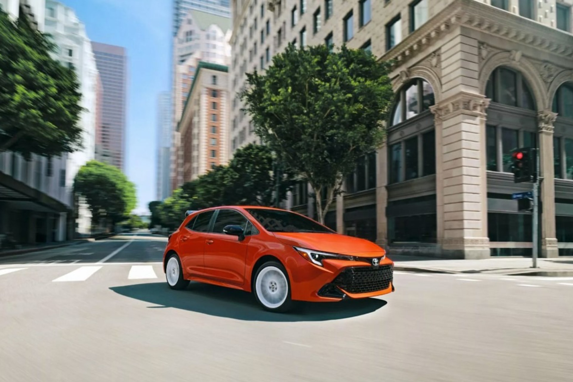 Corolla Hatchback 2026 được bổ sung thêm phiên bản mang phong cách hoài cổ - Ảnh: Toyota