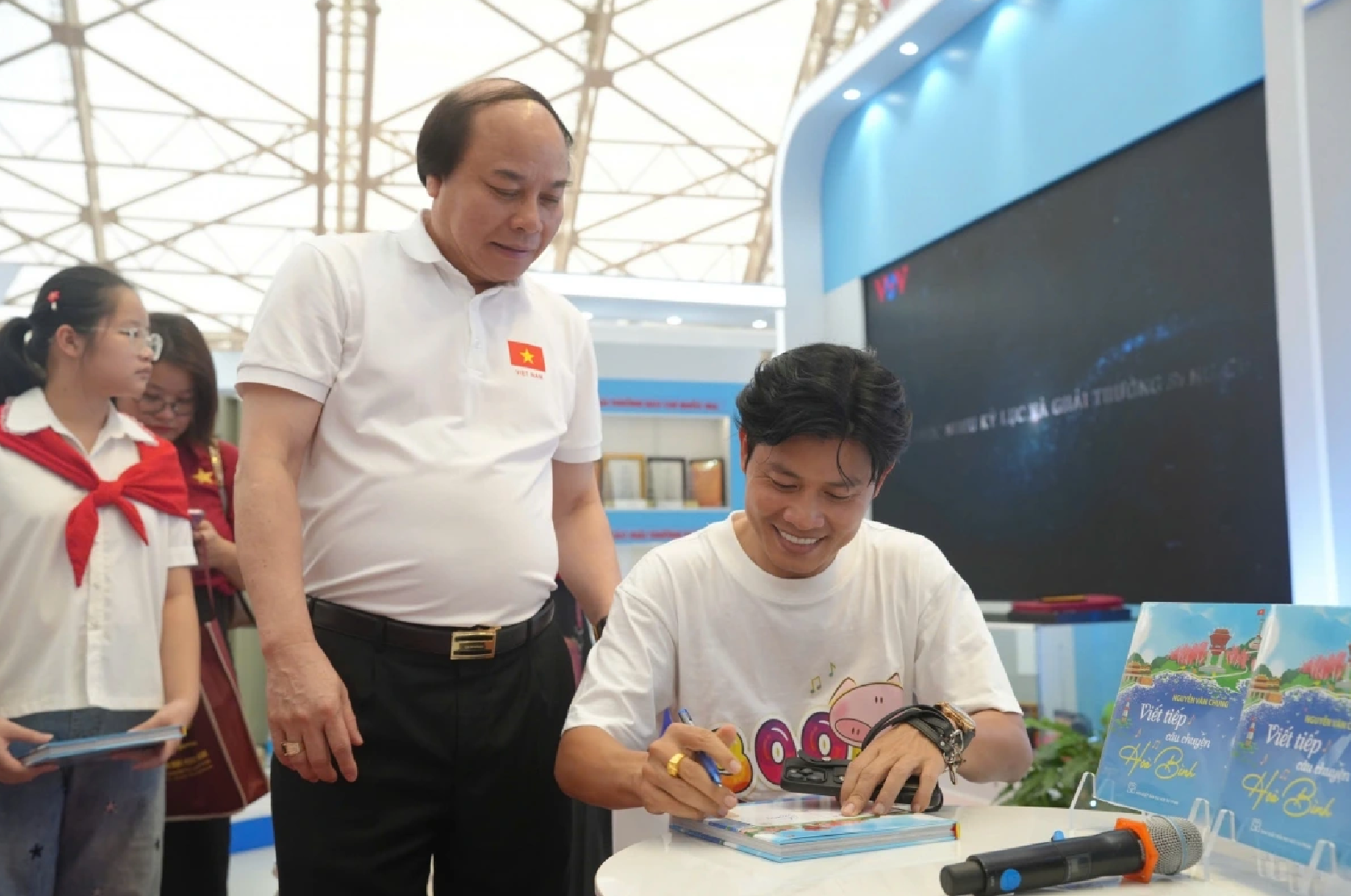 Ảnh màn hình 2025-08-30 lúc 22.54.17